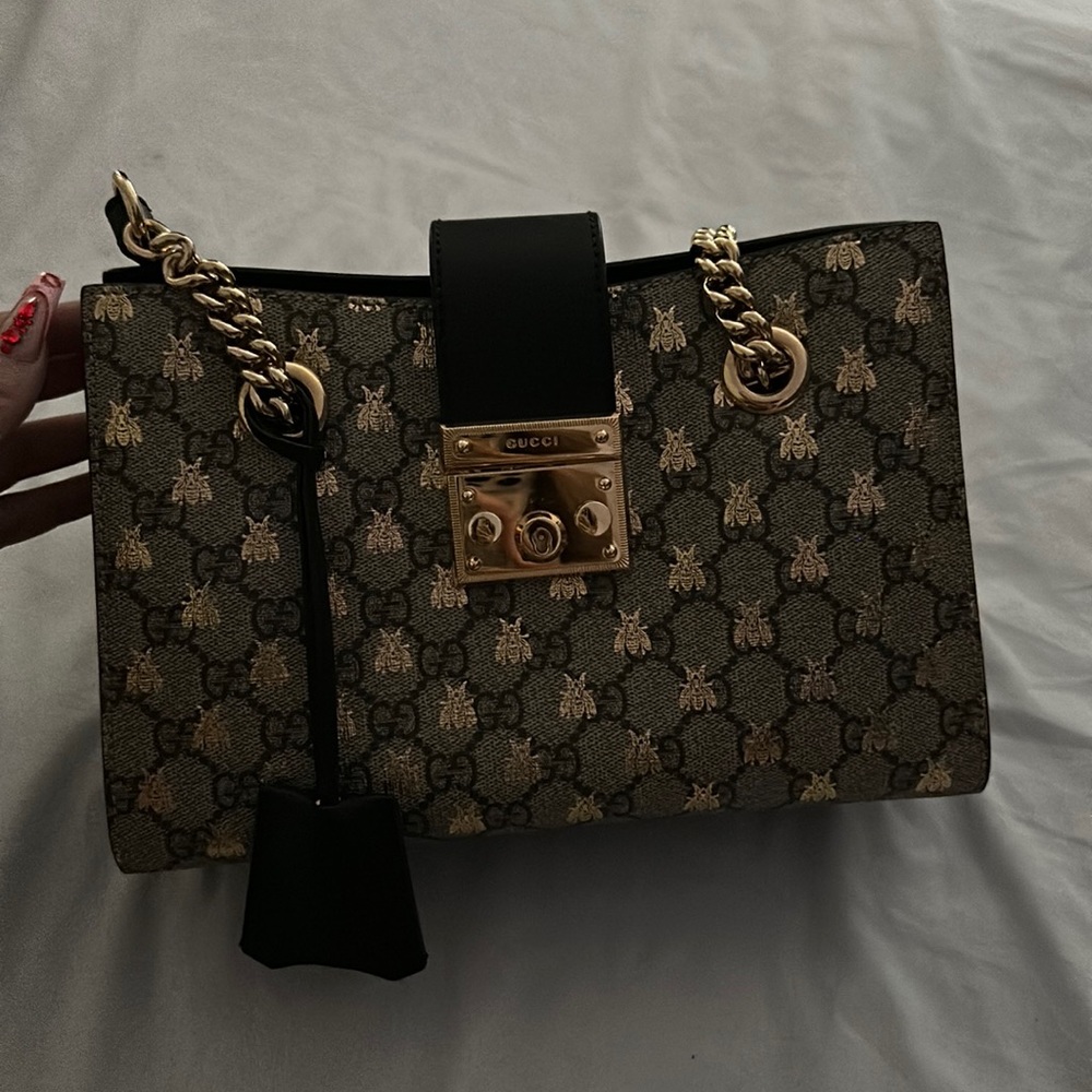 Gucci shoulder bag